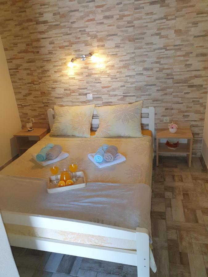 Apartmani Daria & Jure Trogir Exterior foto